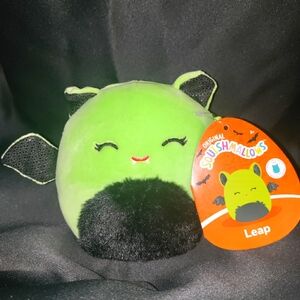 5" Leap the Bat (First to Market) Halloween Squishmallow